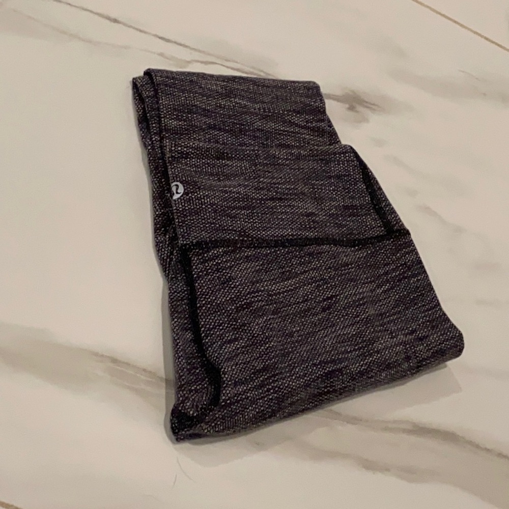 Lululemon Wunder Under 25”